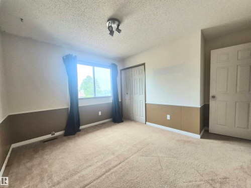 3801 33 Avenue, Leduc, AB - Indoor