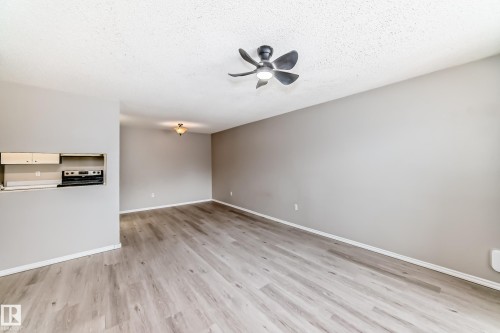 2508 50 Street Nw, Edmonton, AB - Indoor Photo Showing Other Room