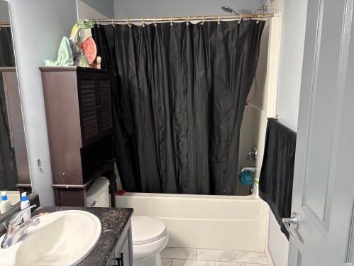 #18 4900 62 St, Beaumont, AB - Indoor Photo Showing Bathroom