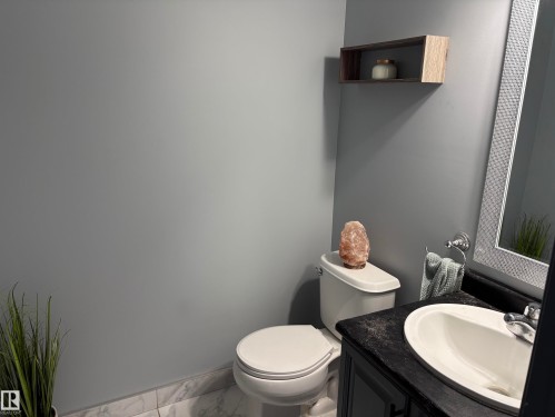 #18 4900 62 St, Beaumont, AB - Indoor Photo Showing Bathroom