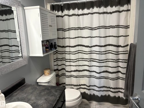 #18 4900 62 St, Beaumont, AB - Indoor Photo Showing Bathroom