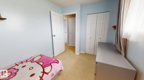 7935 22 Avenue Nw, Edmonton, AB - Indoor Photo Showing Bedroom
