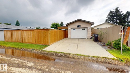 7935 22 Avenue Nw, Edmonton, AB - Outdoor