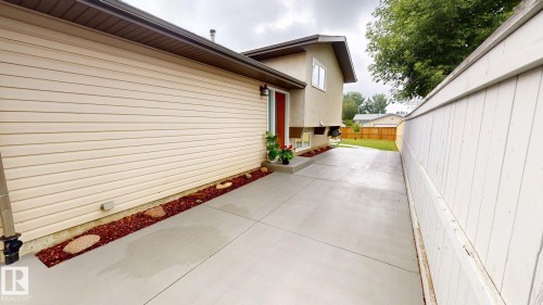 7935 22 Avenue Nw, Edmonton, AB - Outdoor With Exterior