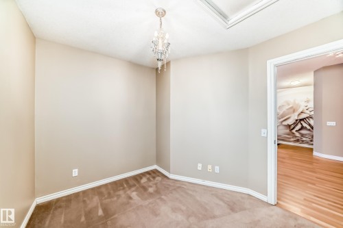 #48 150 Edwards Dr Sw, Edmonton, AB - Indoor Photo Showing Other Room