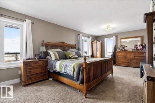 531064 Range Road 174, Rural Lamont County, AB - Indoor Photo Showing Bedroom