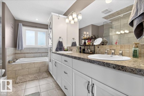 531064 Range Road 174, Rural Lamont County, AB - Indoor Photo Showing Bathroom