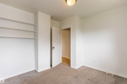 10013 98 Avenue, Morinville, AB - Indoor Photo Showing Other Room
