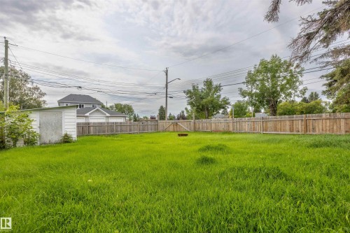 10013 98 Avenue, Morinville, AB - Outdoor