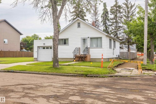 10013 98 Avenue, Morinville, AB - Outdoor