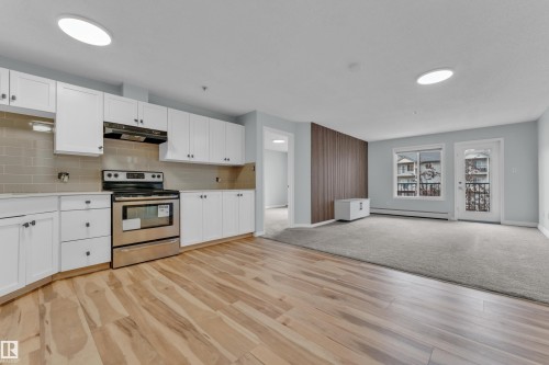 #326 111 Edwards Dr Sw, Edmonton, AB - Indoor Photo Showing Kitchen