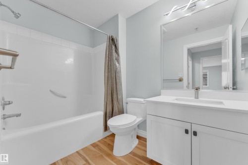 #326 111 Edwards Dr Sw, Edmonton, AB - Indoor Photo Showing Bathroom