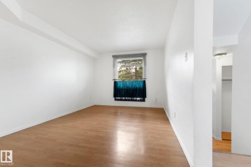 3122 142 Avenue Nw, Edmonton, AB - Indoor