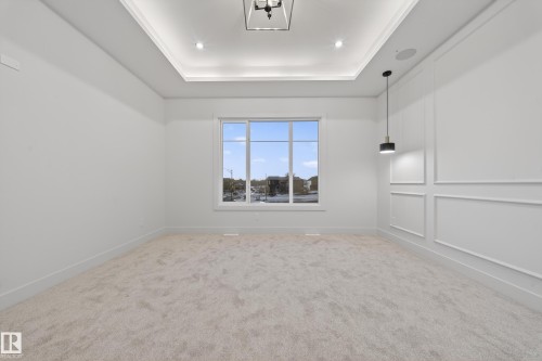 4276 Charles Close Sw, Edmonton, AB - Indoor Photo Showing Other Room