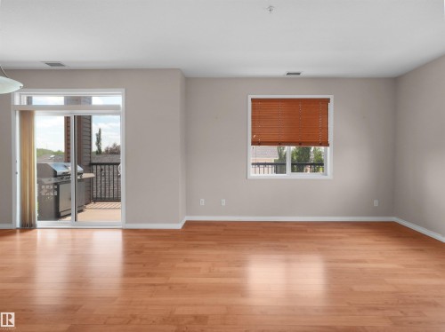 #241 2503 Hanna Cres Nw, Edmonton, AB - Indoor Photo Showing Other Room