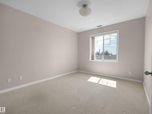 #241 2503 Hanna Cres Nw, Edmonton, AB - Indoor Photo Showing Other Room