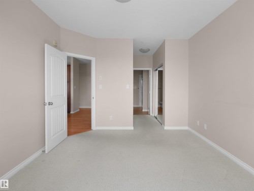 #241 2503 Hanna Cres Nw, Edmonton, AB - Indoor Photo Showing Other Room