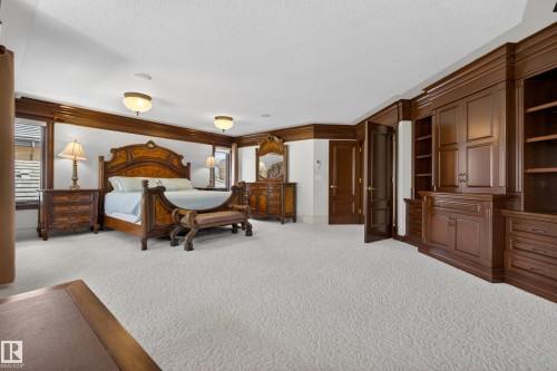 322 Caldwell Close Nw, Edmonton, AB - Indoor