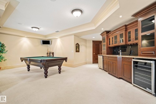 322 Caldwell Close Nw, Edmonton, AB - Indoor Photo Showing Other Room