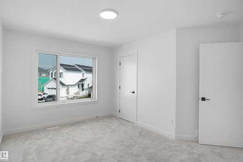 17040 47 Street Nw, Edmonton, AB - Indoor Photo Showing Other Room
