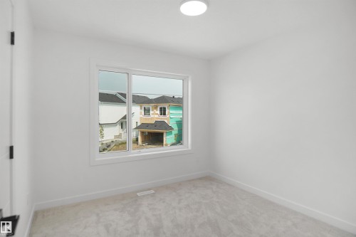 17040 47 Street Nw, Edmonton, AB - Indoor Photo Showing Other Room