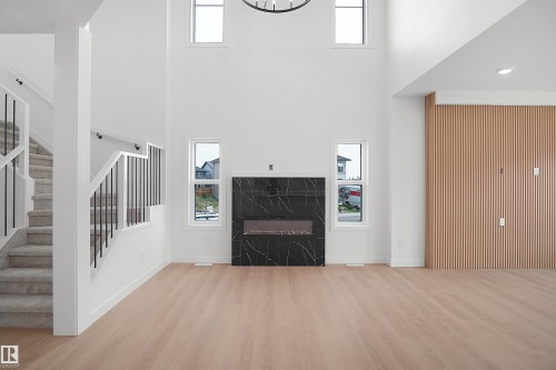 17040 47 Street Nw, Edmonton, AB - Indoor Photo Showing Other Room