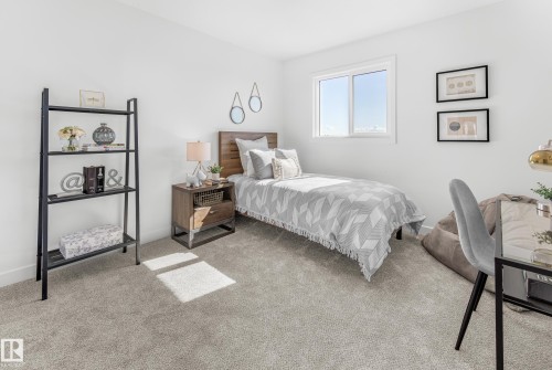 1424 Cristall Place Sw, Edmonton, AB - Indoor Photo Showing Bedroom