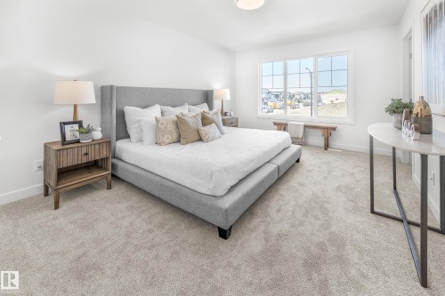 1424 Cristall Place Sw, Edmonton, AB - Indoor Photo Showing Bedroom