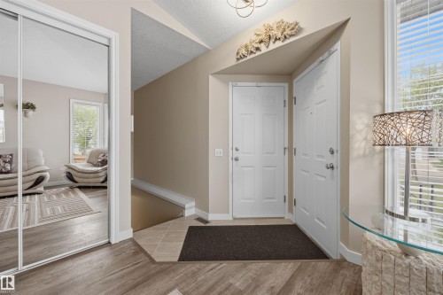 28 Norfolk Close, St. Albert, AB - Indoor Photo Showing Other Room