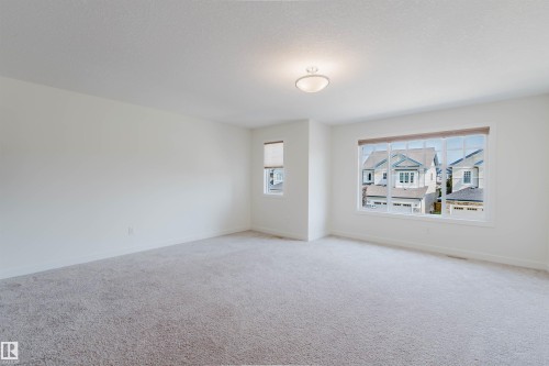 1504 Ainslie Place Sw, Edmonton, AB - Indoor
