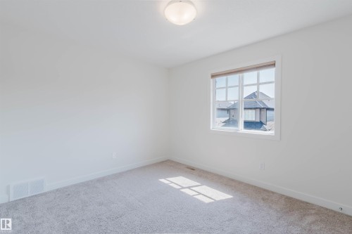 1504 Ainslie Place Sw, Edmonton, AB - Indoor Photo Showing Other Room