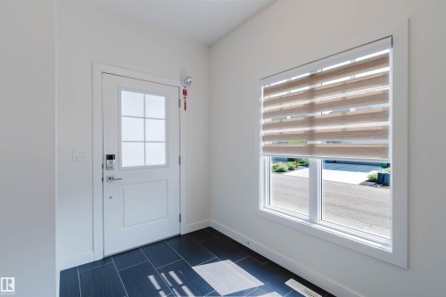 1504 Ainslie Place Sw, Edmonton, AB - Indoor Photo Showing Other Room