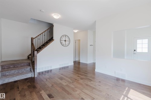 1504 Ainslie Place Sw, Edmonton, AB - Indoor Photo Showing Other Room