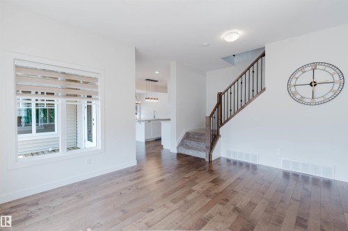 1504 Ainslie Place Sw, Edmonton, AB - Indoor Photo Showing Other Room