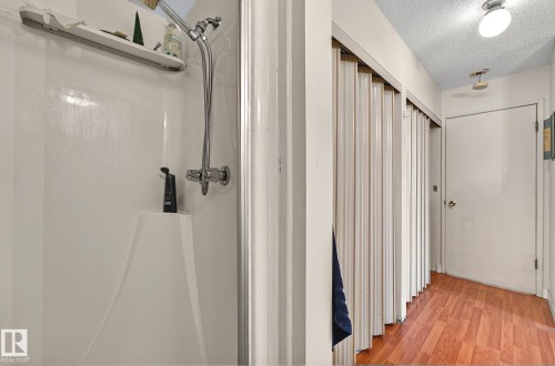 #106 5125 Riverbend Rd Nw, Edmonton, AB - Indoor