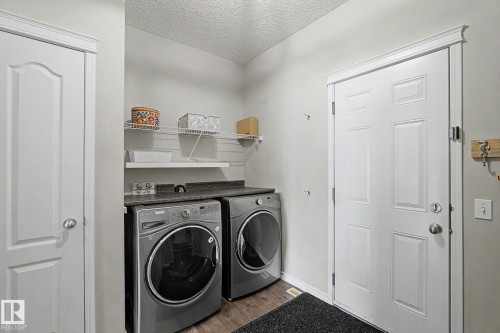 5632 201 St Nw, Edmonton, AB - Indoor Photo Showing Laundry Room
