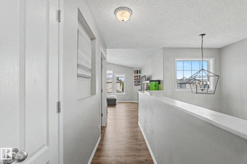 5632 201 St Nw, Edmonton, AB - Indoor Photo Showing Other Room