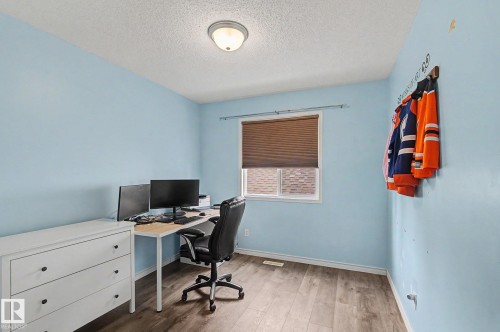 5632 201 St Nw, Edmonton, AB - Indoor Photo Showing Other Room