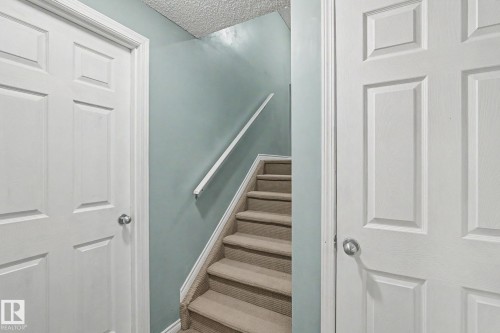 5632 201 St Nw, Edmonton, AB - Indoor Photo Showing Other Room