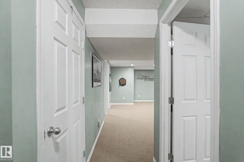 5632 201 St Nw, Edmonton, AB - Indoor Photo Showing Other Room