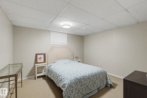 5632 201 St Nw, Edmonton, AB - Indoor Photo Showing Bedroom