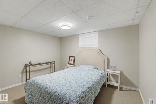 5632 201 St Nw, Edmonton, AB - Indoor Photo Showing Bedroom