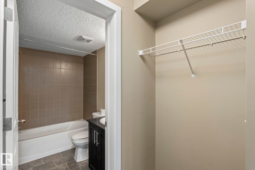 #116 12025 22 Av Sw, Edmonton, AB - Indoor Photo Showing Bathroom