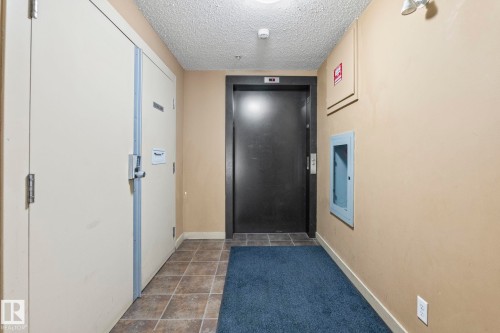 #116 12025 22 Av Sw, Edmonton, AB - Indoor Photo Showing Other Room