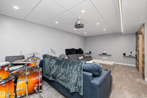 11630 167B Avenue Nw, Edmonton, AB - Indoor Photo Showing Office