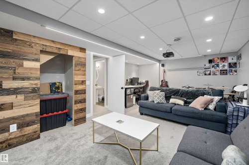 11630 167B Avenue Nw, Edmonton, AB - Indoor