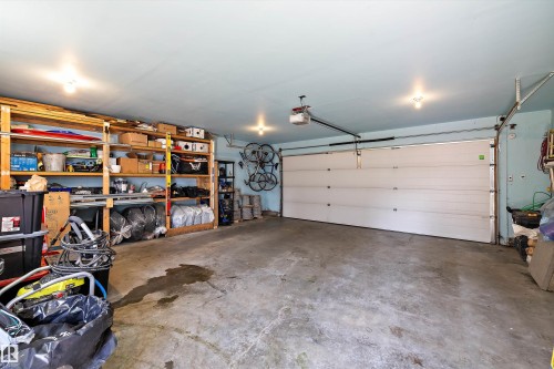 11630 167B Avenue Nw, Edmonton, AB - Indoor Photo Showing Garage