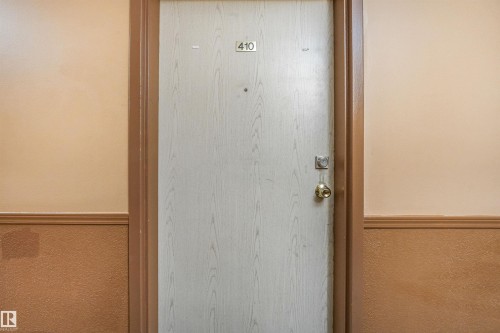 #410 5065 31 Av Nw, Edmonton, AB - Indoor Photo Showing Other Room