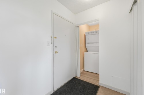 #410 5065 31 Av Nw, Edmonton, AB - Indoor Photo Showing Laundry Room