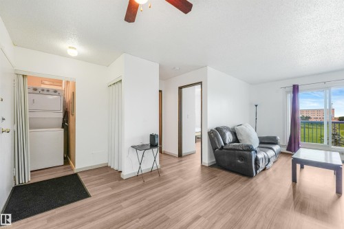 #410 5065 31 Av Nw, Edmonton, AB - Indoor Photo Showing Other Room